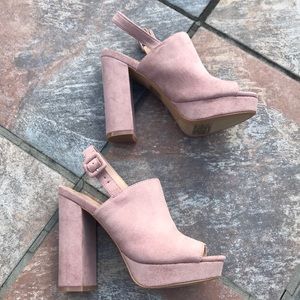 Forever 21 Rose color Shoes.